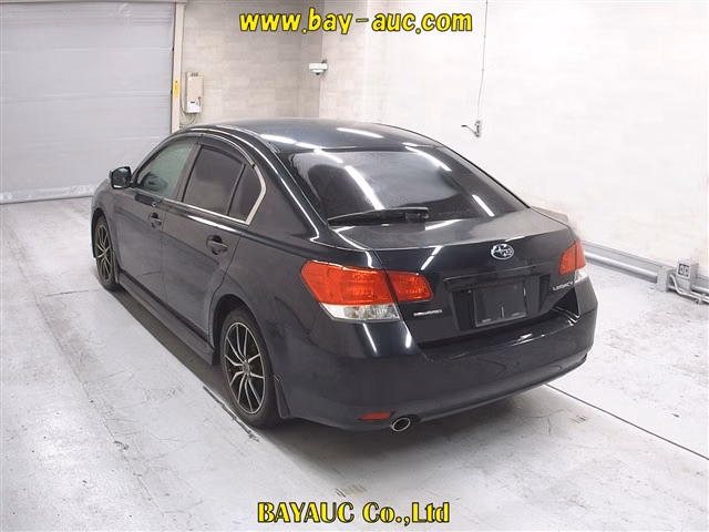 SUBARU LEGACY B4
