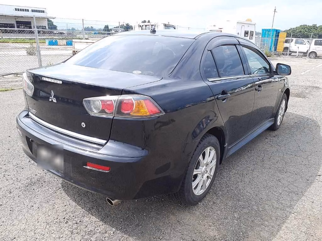 MITSUBISHI GALANT FORTIS