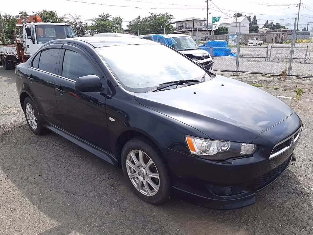 MITSUBISHI GALANT FORTIS