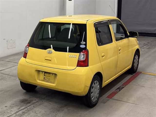 DAIHATSU ESSE