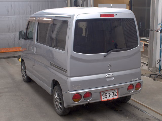MITSUBISHI TOWN BOX