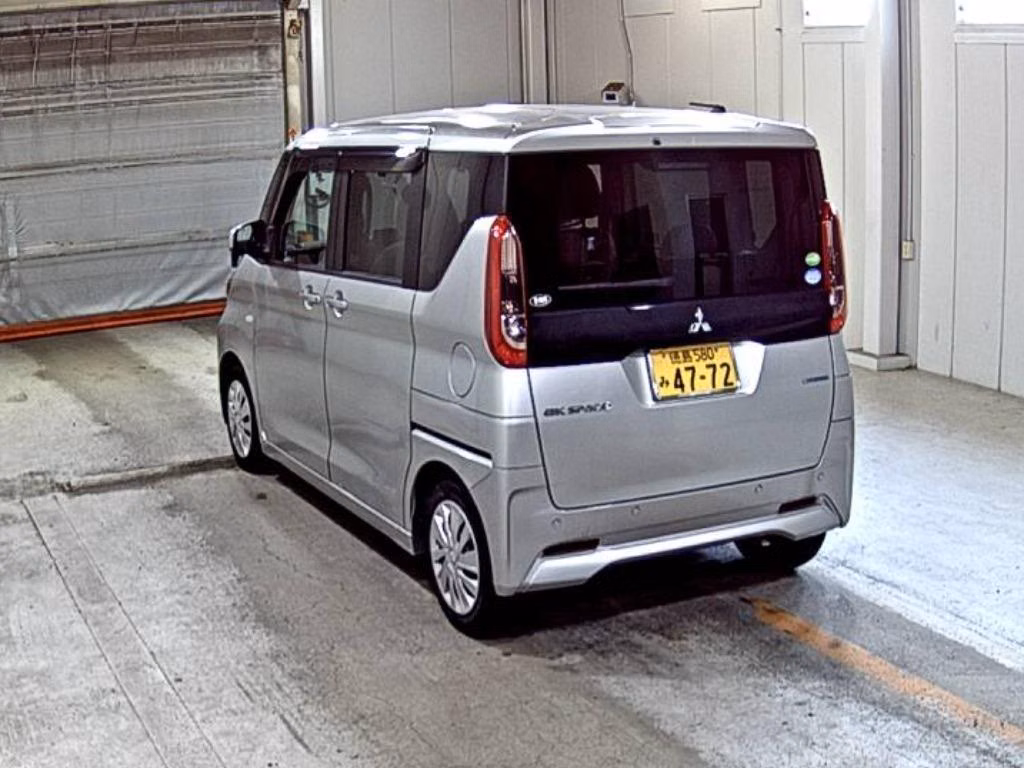 MITSUBISHI EK SPACE