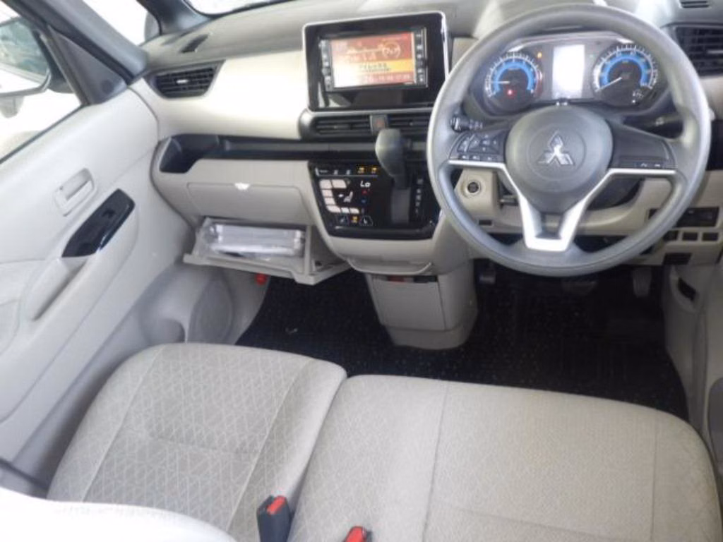 MITSUBISHI EK SPACE
