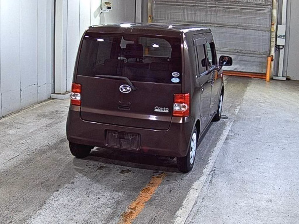 DAIHATSU MOVE CONTE