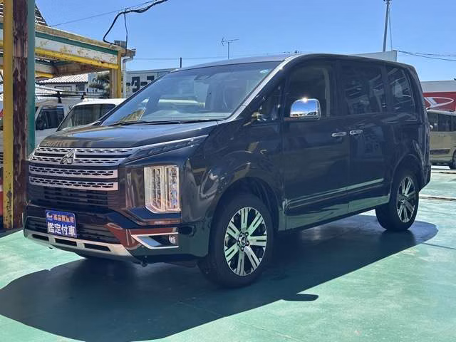 MITSUBISHI DELICA D:5
