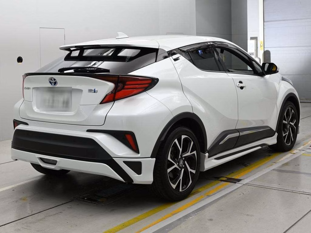TOYOTA C-HR