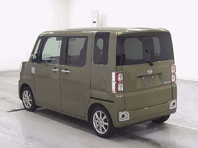 DAIHATSU WAKE