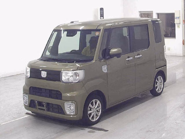 DAIHATSU WAKE