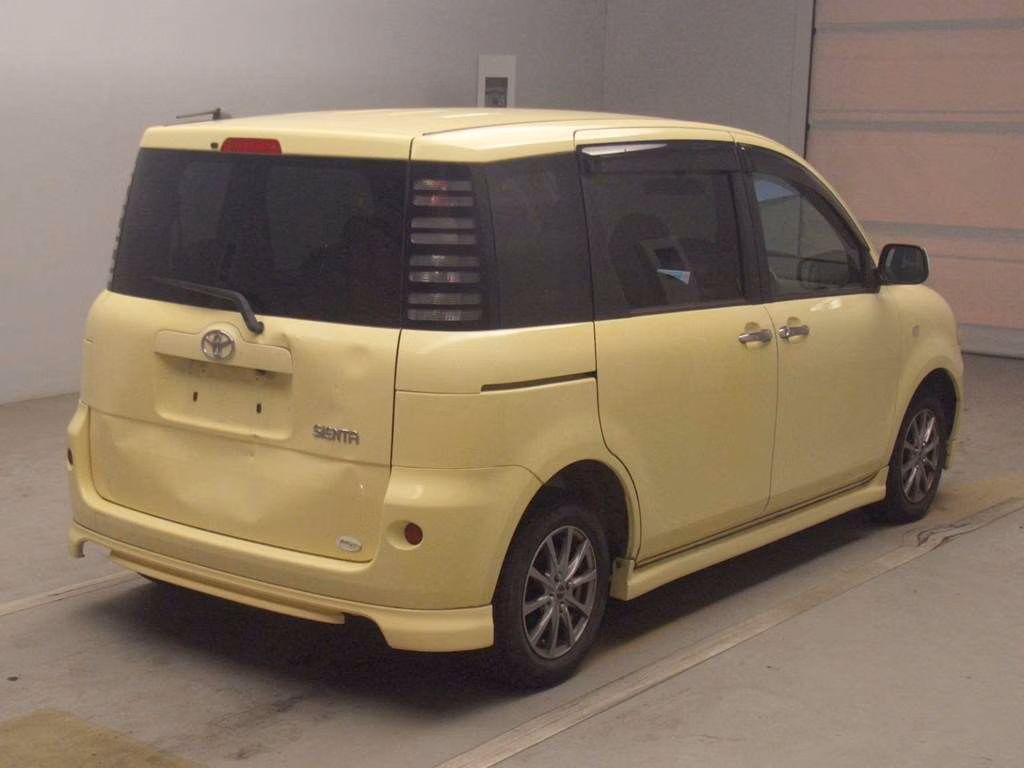 TOYOTA SIENTA