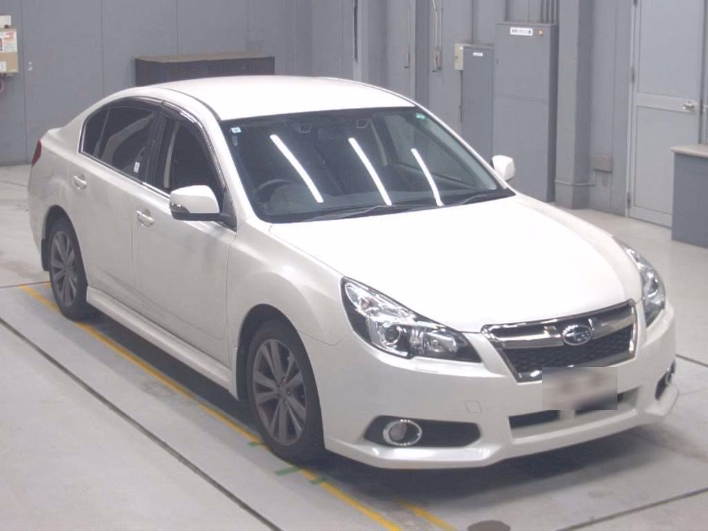 SUBARU LEGACY B4