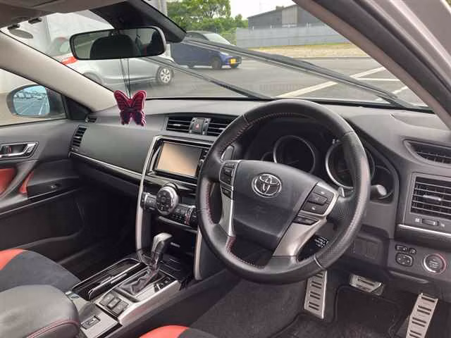 TOYOTA MARK X