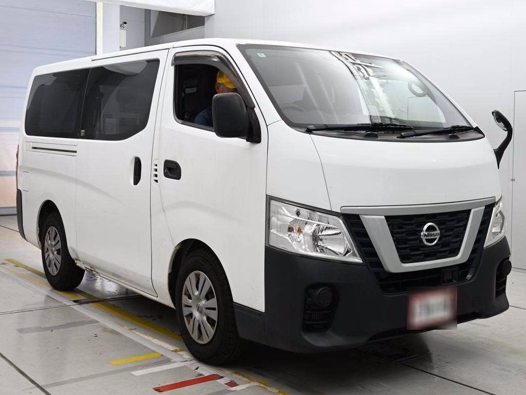 NISSAN NV350 CARAVAN