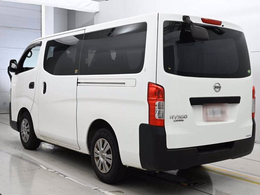NISSAN NV350 CARAVAN