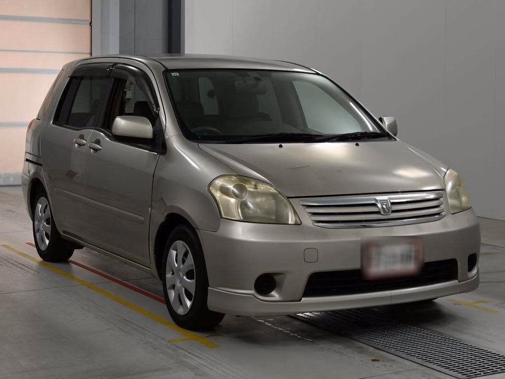 TOYOTA RAUM