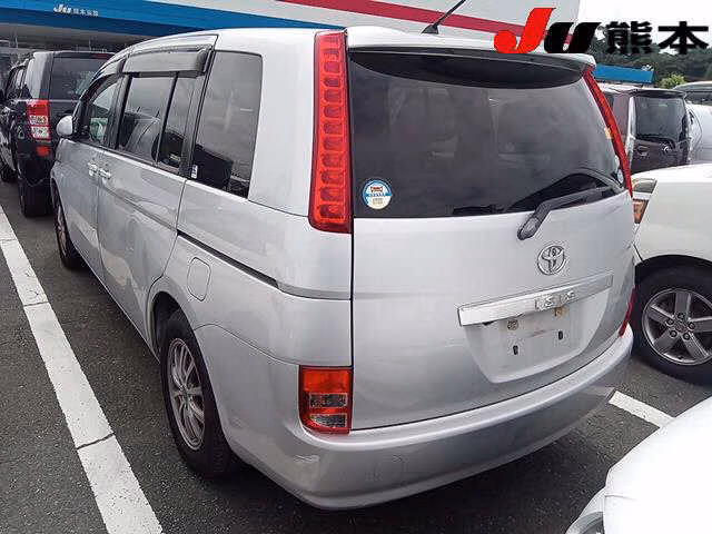 TOYOTA ISIS