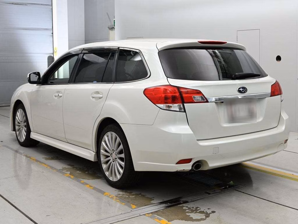 SUBARU LEGACY