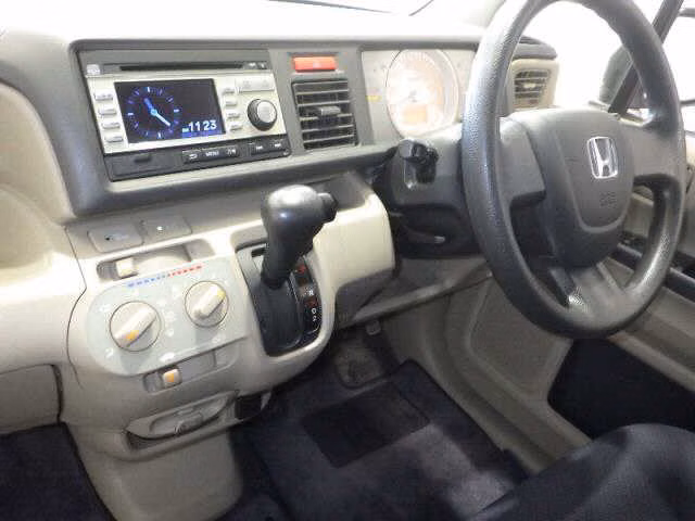 HONDA LIFE