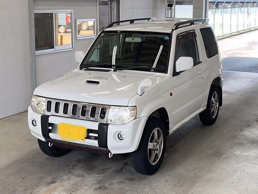 MITSUBISHI PAJERO MINI