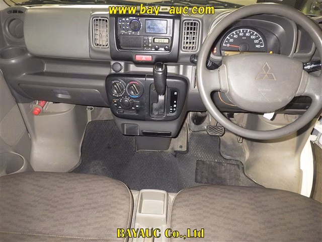 MITSUBISHI MINICAB