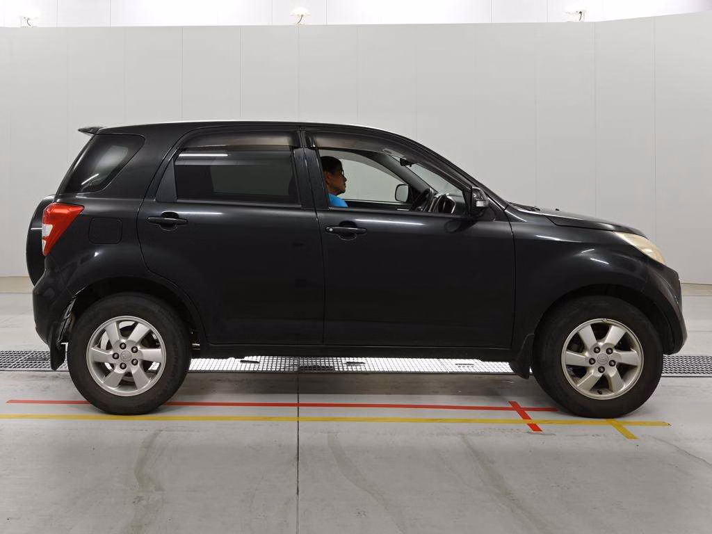 DAIHATSU BE-GO