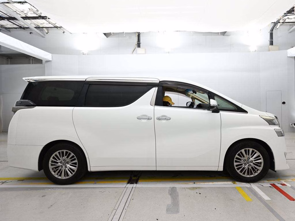 TOYOTA VELLFIRE