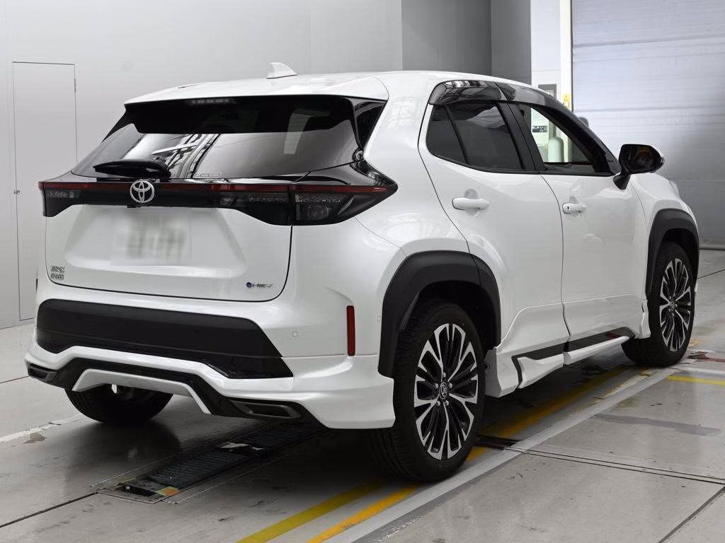 TOYOTA YARIS CROSS