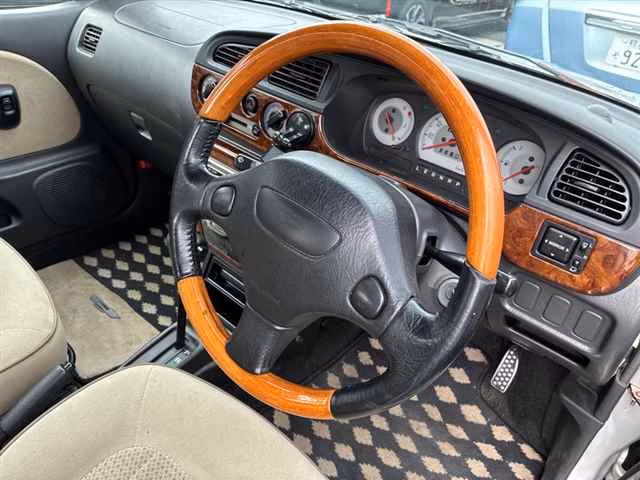 DAIHATSU MIRA GINO