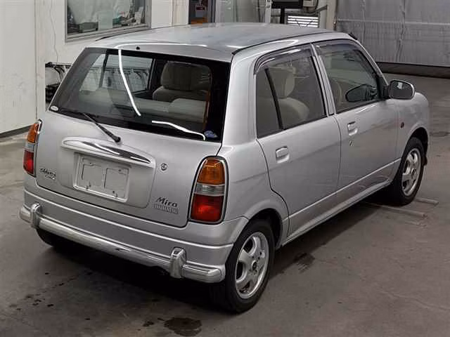 DAIHATSU MIRA GINO