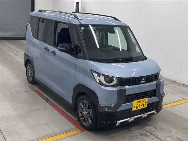 MITSUBISHI DELICA MINI