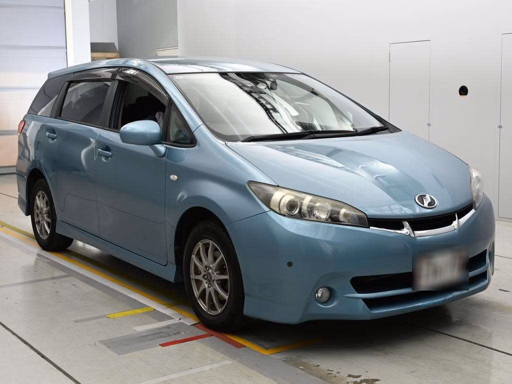 TOYOTA WISH