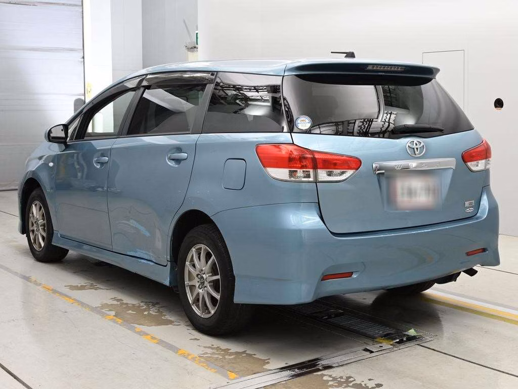 TOYOTA WISH