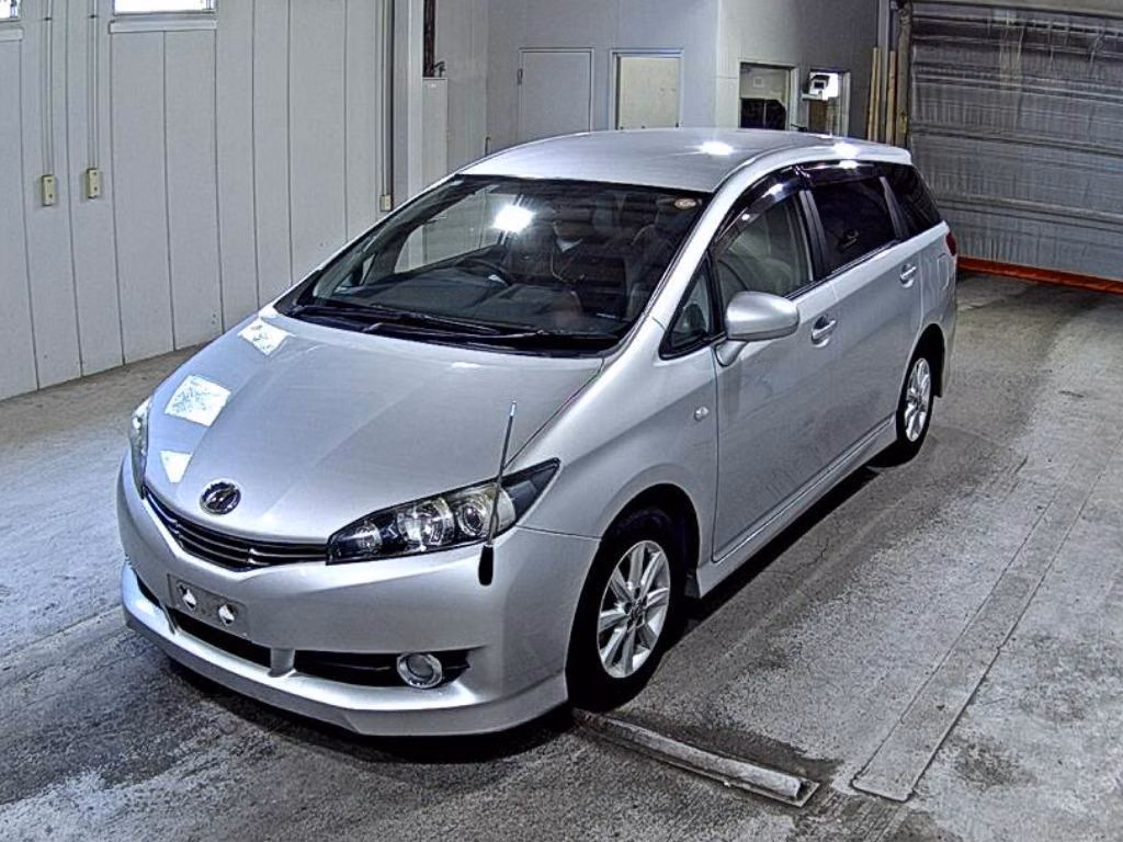 TOYOTA WISH