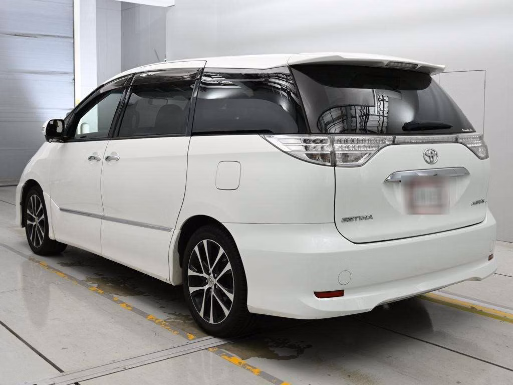 TOYOTA ESTIMA