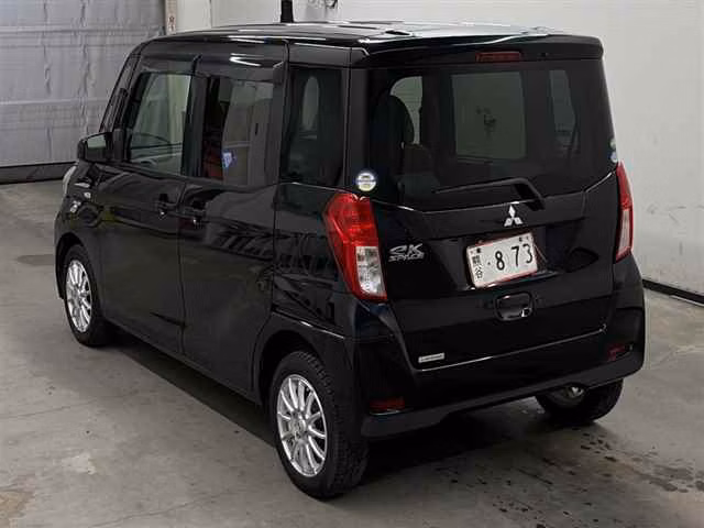 MITSUBISHI EK SPACE