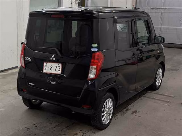 MITSUBISHI EK SPACE