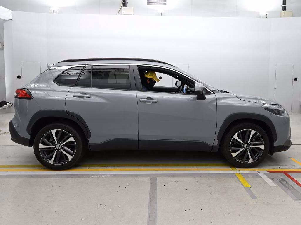 TOYOTA COROLLA CROSS