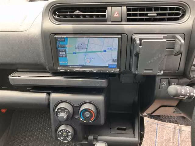 MAZDA FAMILIA