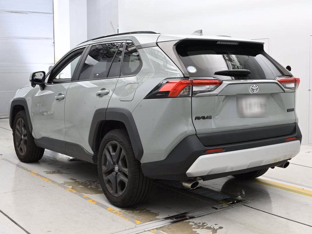 TOYOTA RAV4