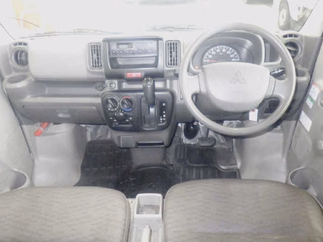 MITSUBISHI MINICAB