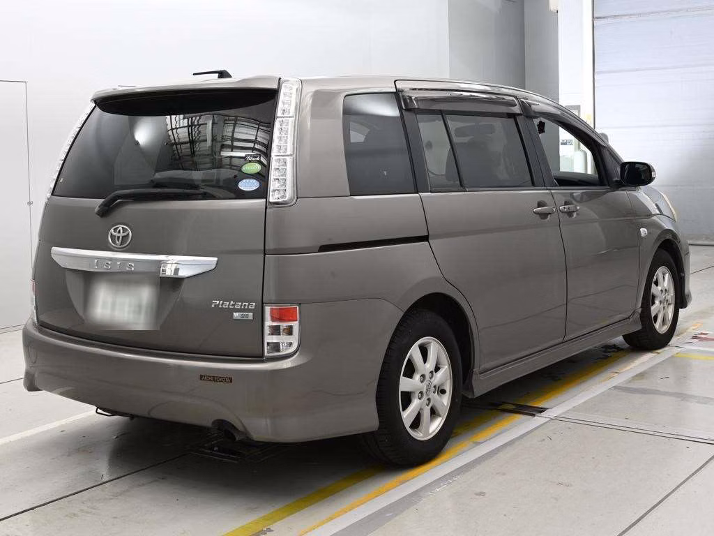 TOYOTA ISIS