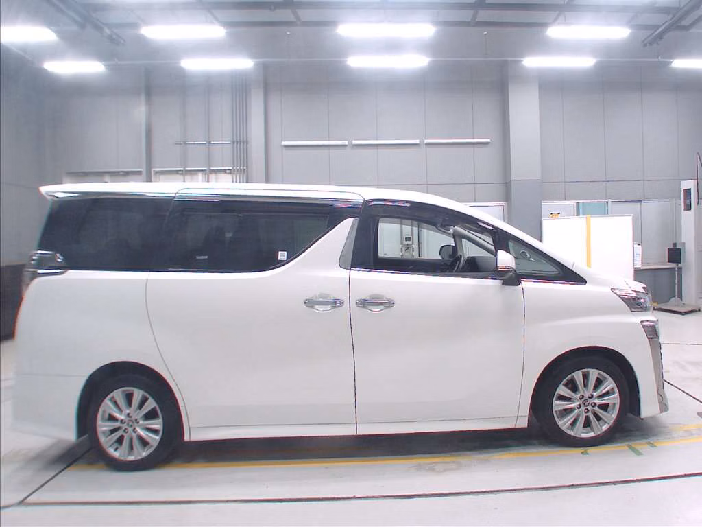 TOYOTA VELLFIRE