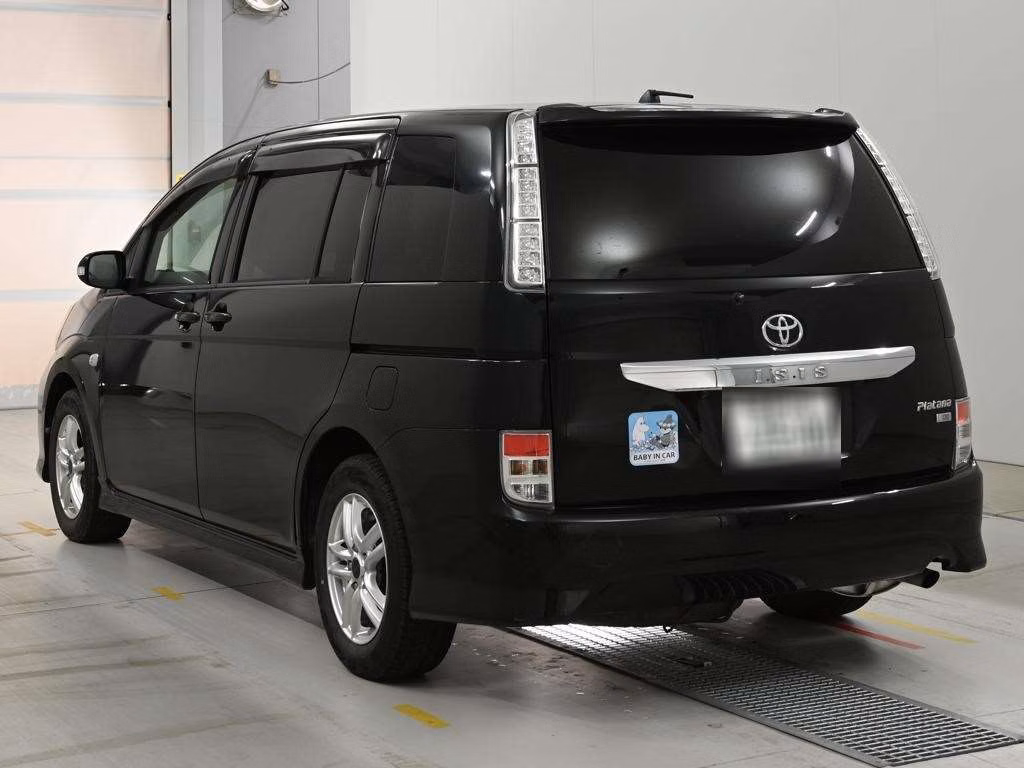 TOYOTA ISIS