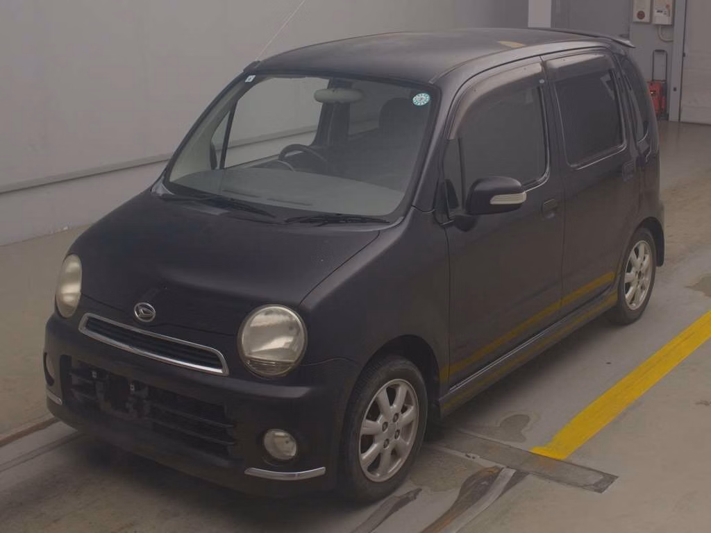 DAIHATSU MOVE LATTE