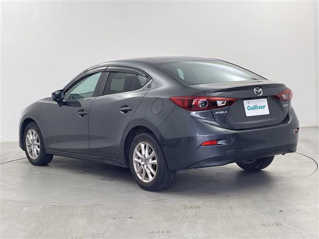 MAZDA AXELA