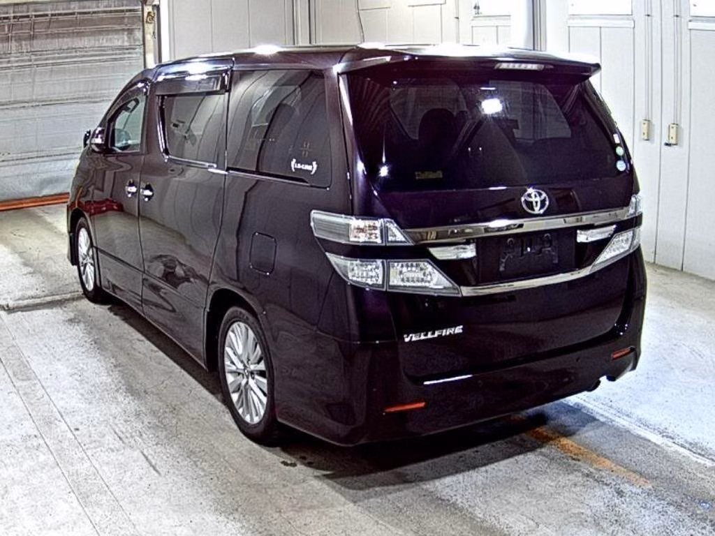 TOYOTA VELLFIRE