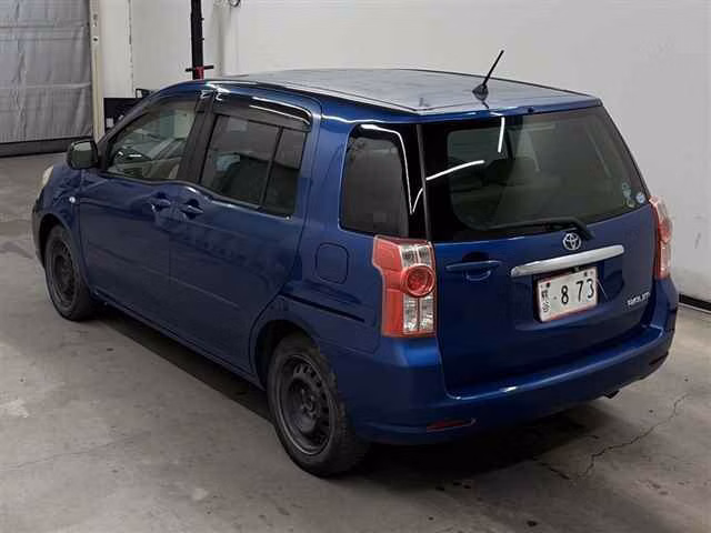 TOYOTA RAUM