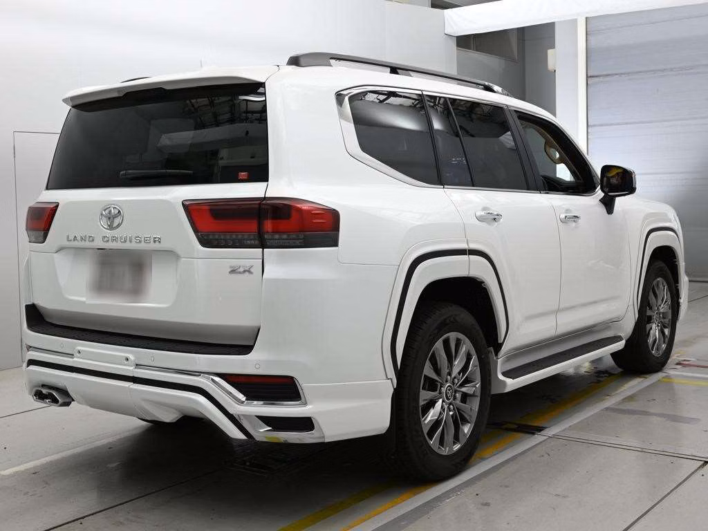 TOYOTA LAND CRUISER