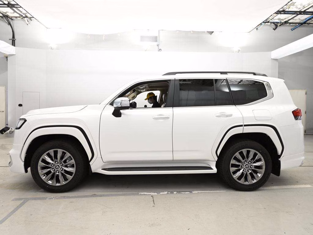 TOYOTA LAND CRUISER