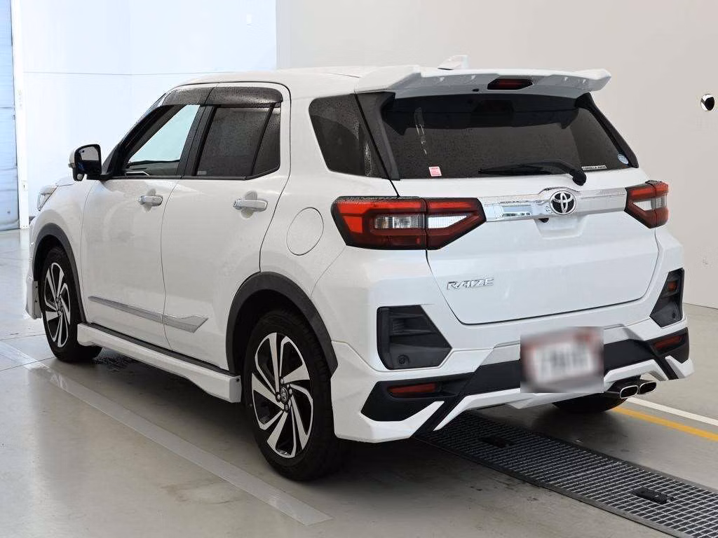 TOYOTA RAIZE