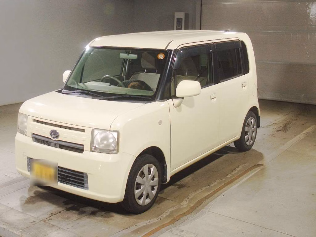 DAIHATSU MOVE CONTE